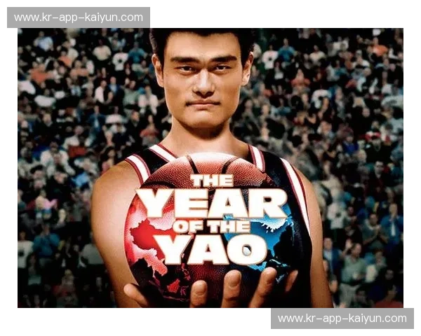 跨越时空的禁区之巅：当“东方小巨人”姚明撞上“篮球之神”乔丹，谁才是球场真正的主宰？